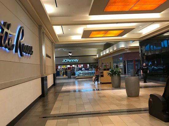 Stones River Mall